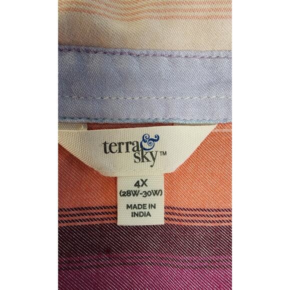 Terra & Sky Ombre Stripe/Orchid Bloom Women's Plus Size Pintuck Camp Shrit 4X - Picture 6 of 7